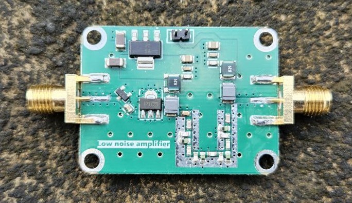 VHF band Low noise amplifier